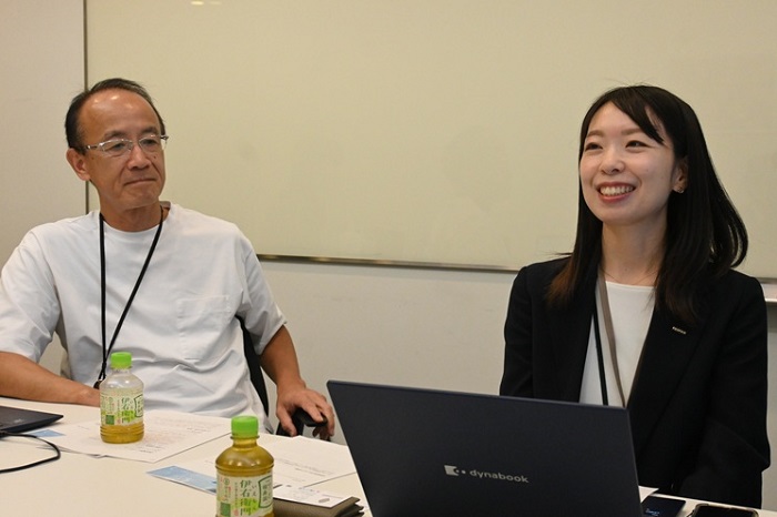 「危険度に応じ優先順位をつけて対処することで、院内の機器管理を着実に強化できる」という高田氏（左）と荒川氏（右）