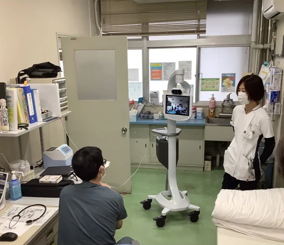 安来市立病院救急外来での病病連携のシミュレーション風景