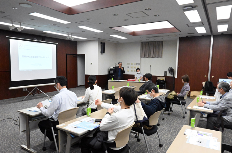 品川区医師会、会員向け電子カルテ紹介イベントを初開催 紙カルテ診療所や更新検討クリニックが参加